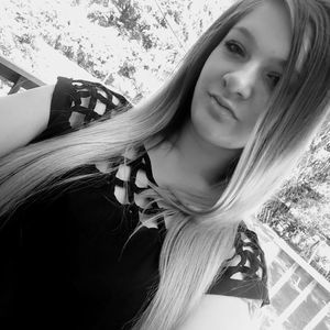 Meet your Posher, Kendra